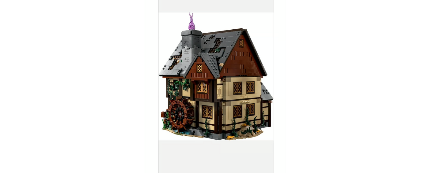 Hocus Pocus House with Figures