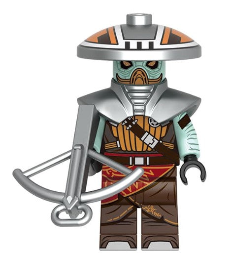 “Custom alien bounty hunter minifigure with wide hat headpiece and bowcaster accessory, LEGO-compatible”