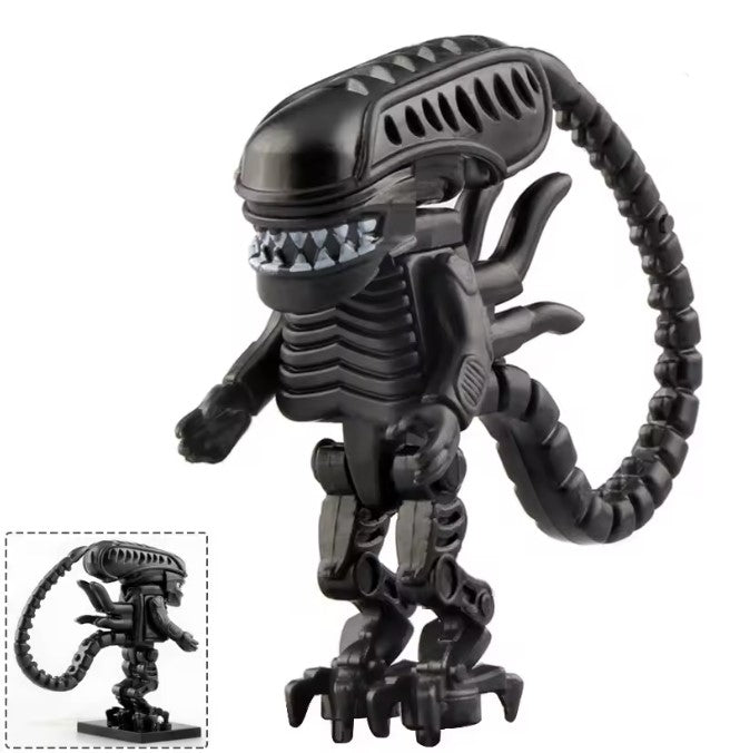 Xenomorph custom LEGO-compatible minifigure with long head and tail
